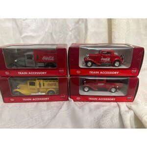 Coca-Cola 1930s Nostalgia Auto Train Accessory Set Of 4‎